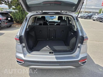 2025 Volkswagen Taos SE - miniatura 22