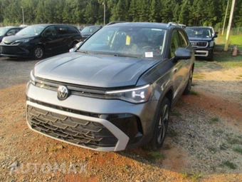 2025 Volkswagen Taos SE