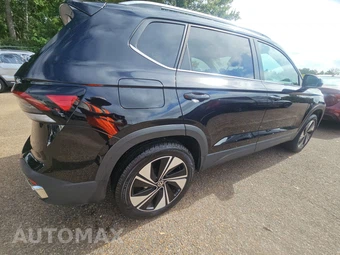 2025 Volkswagen Taos SE - miniatura 4