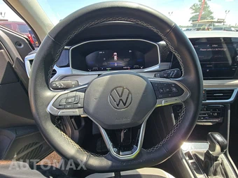 2025 Volkswagen Taos SE - miniatura 10
