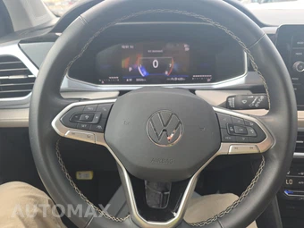 2025 Volkswagen Taos SE - miniatura 10