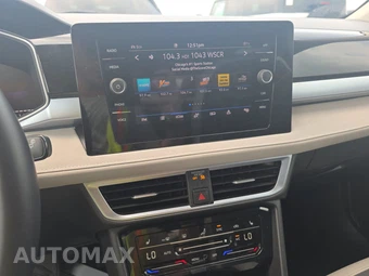 2025 Volkswagen Taos SE - miniatura 11