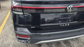 2025 Volkswagen Taos SE - miniatura 22