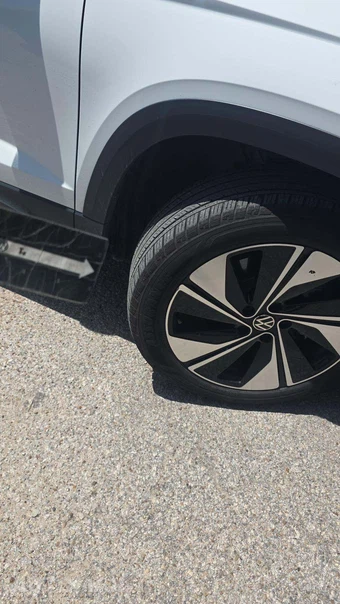 2025 Volkswagen Taos SE - miniatura 41