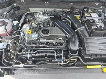 2025 Volkswagen Taos SE - miniatura 15