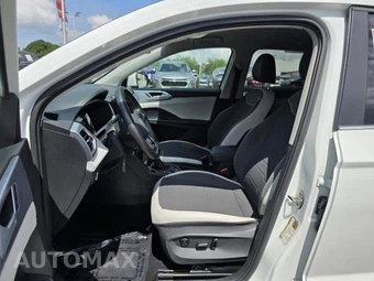 2025 Volkswagen Taos SE - miniatura 15