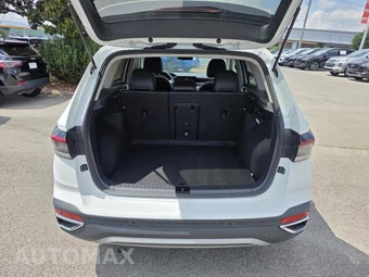 2025 Volkswagen Taos SE - miniatura 25