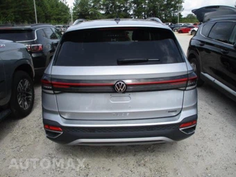2025 Volkswagen Taos SE - miniatura 11