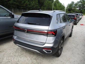 2025 Volkswagen Taos SE - miniatura 12