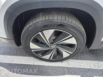 2025 Volkswagen Taos SE - miniatura 6