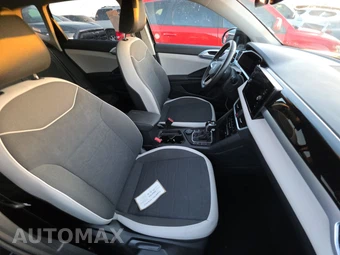2025 Volkswagen Taos SE - miniatura 8