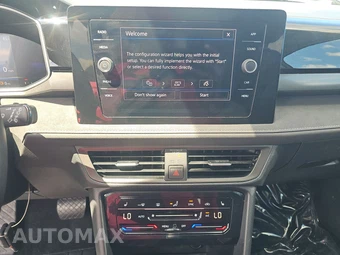 2025 Volkswagen Taos SE Black - miniatura 11
