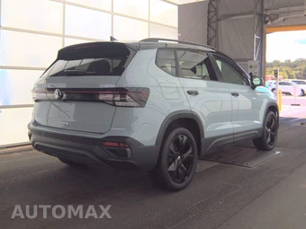 2025 Volkswagen Taos SE Black - miniatura 4