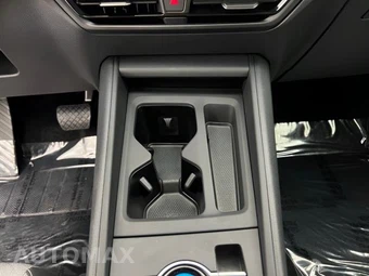 2025 Volkswagen Tiguan S - miniatura 18
