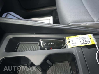 2025 Volkswagen Tiguan SE - miniatura 5