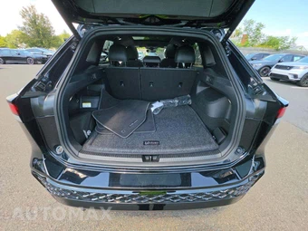 2025 Volkswagen Tiguan SE R-Line Black - miniatura 11