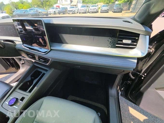2025 Volkswagen Tiguan SE R-Line Black - miniatura 16