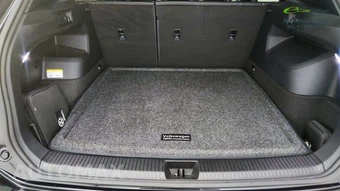 2025 Volkswagen Tiguan SE R-Line Black - miniatura 15