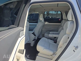 2025 Volvo EX90 Twin Motor Performance Ultra 6-Passenger - miniatura 13
