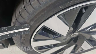 2025 Volvo EX90 Twin Motor Performance Ultra 7-Passenger - miniatura 28