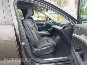 2025 Volvo EX90 Twin Motor Plus 6-Passenger - miniatura 8
