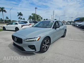 2025 Volvo S60 B5 Core Dark
