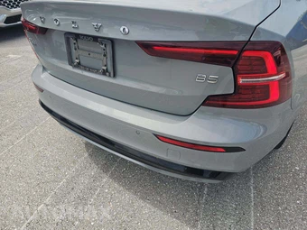 2025 Volvo S60 B5 Core Dark - miniatura 18
