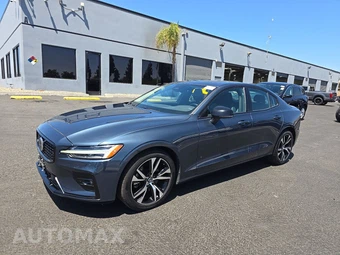 2025 Volvo S60 B5 Core Dark