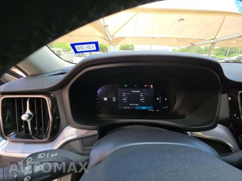 2025 Volvo S60 B5 Core Dark – miniatura 9