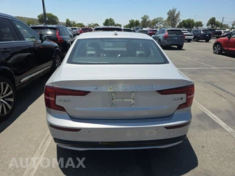 2025 Volvo S60 B5 Core Dark – miniatura 5