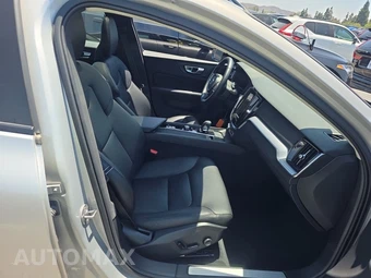 2025 Volvo S60 B5 Core Dark – miniatura 8