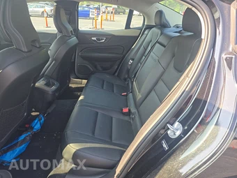 2025 Volvo S60 B5 Core Dark – miniatura 13