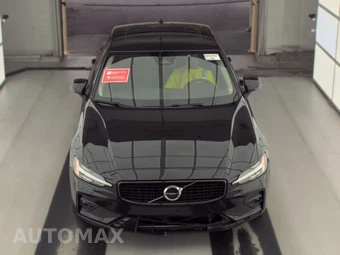 2025 Volvo S60 B5 Core Dark – miniatura 2