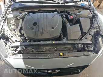 2025 Volvo S60 B5 Plus Dark – miniatura 16