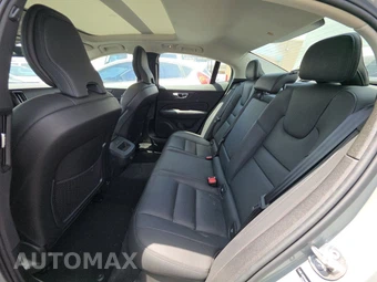 2025 Volvo S60 B5 Plus Dark - miniatura 13