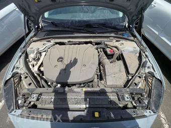 2025 Volvo S60 B5 Plus Dark - miniatura 15