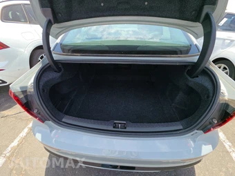 2025 Volvo S60 B5 Plus Dark - miniatura 16