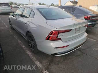 2025 Volvo S60 B5 Plus Dark - miniatura 6