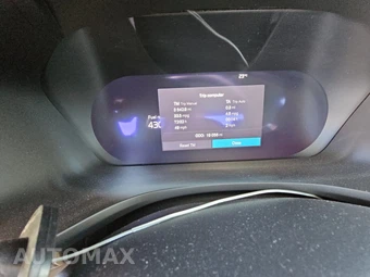 2025 Volvo S60 B5 Plus Dark – miniatura 18