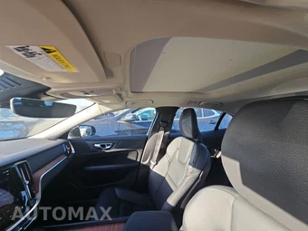 2025 Volvo S60 B5 Plus Dark – miniatura 20