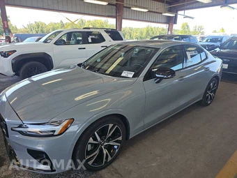 2025 Volvo S60 B5 Plus Dark