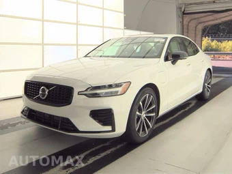 2025 Volvo S60 Plug-In Hybrid T8 Plus