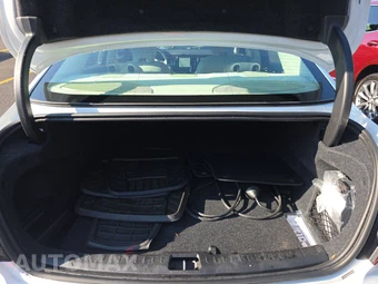2025 Volvo S60 Plug-In Hybrid T8 Plus - miniatura 16