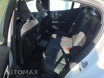 2025 Volvo S60 Plug-In Hybrid T8 Ultra - miniatura 13