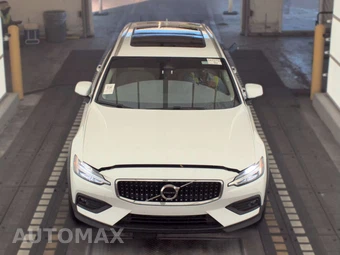2025 Volvo V60 Cross Country B5 Plus – miniatura 2