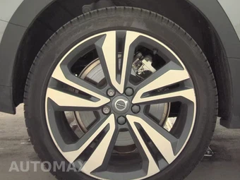 2025 Volvo V60 Cross Country B5 Plus - miniatura 11