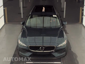 2025 Volvo V60 Cross Country B5 Plus – miniatura 2