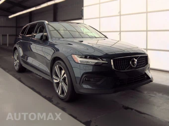 2025 Volvo V60 Cross Country B5 Plus – miniatura 3