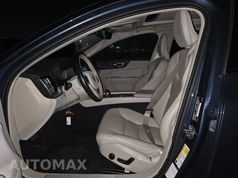 2025 Volvo V60 Cross Country B5 Plus – miniatura 7