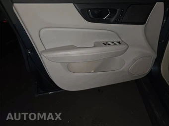 2025 Volvo V60 Cross Country B5 Plus – miniatura 9